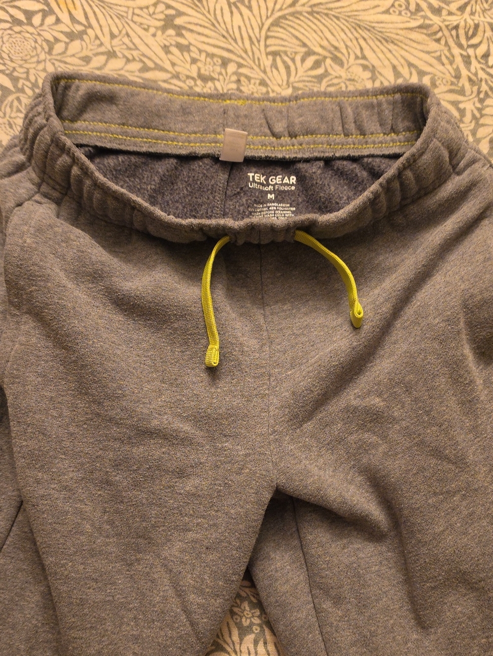 tek gear Gray Fleece Joggers with Lime Drawstring